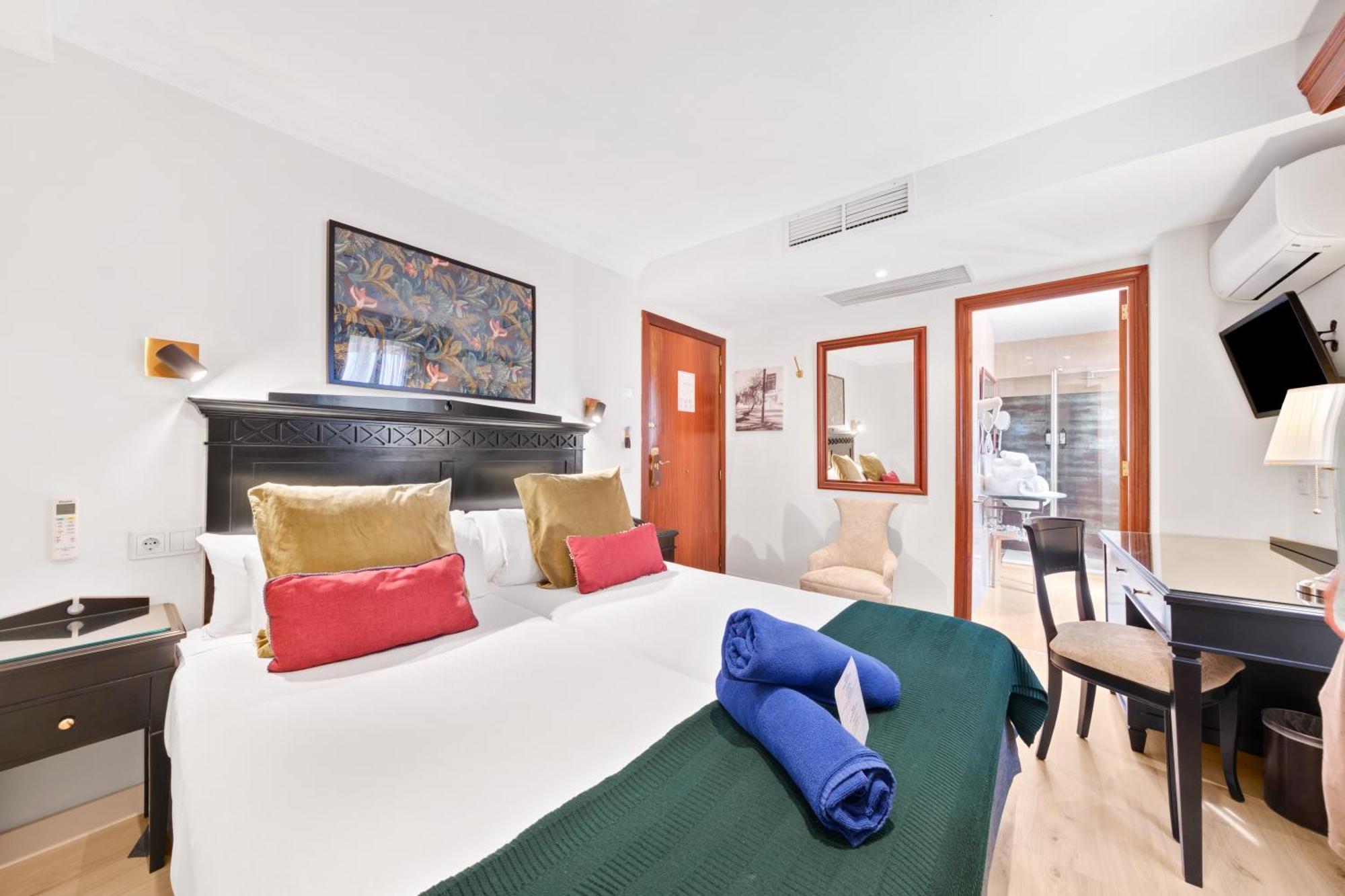 Hotel Ciutat Jardi Пальма-де-Майорка Экстерьер фото